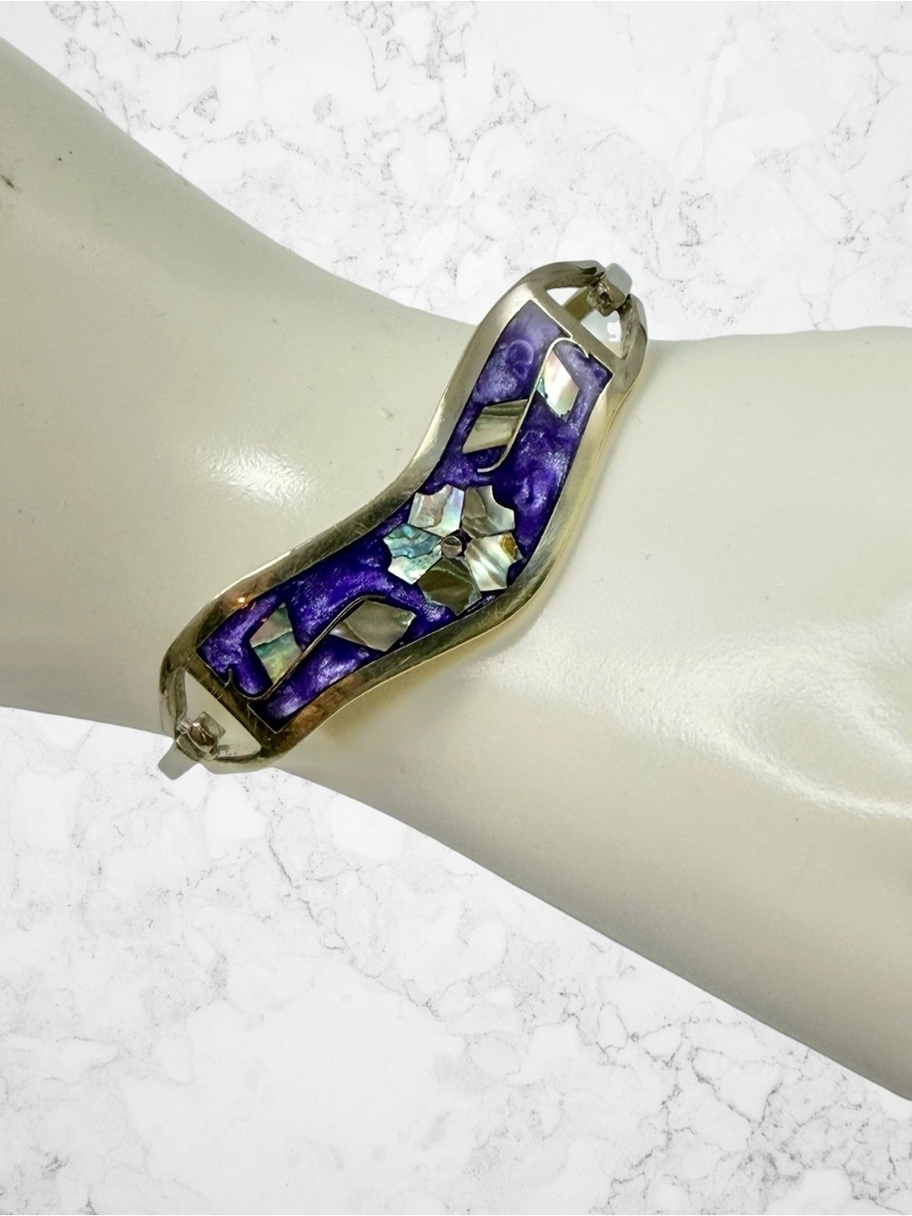 Vintage Taxco Mexico Abalone Inlaid Hinge Bangle Purple Bracelet Floral 6.5” - Picture 2 of 8